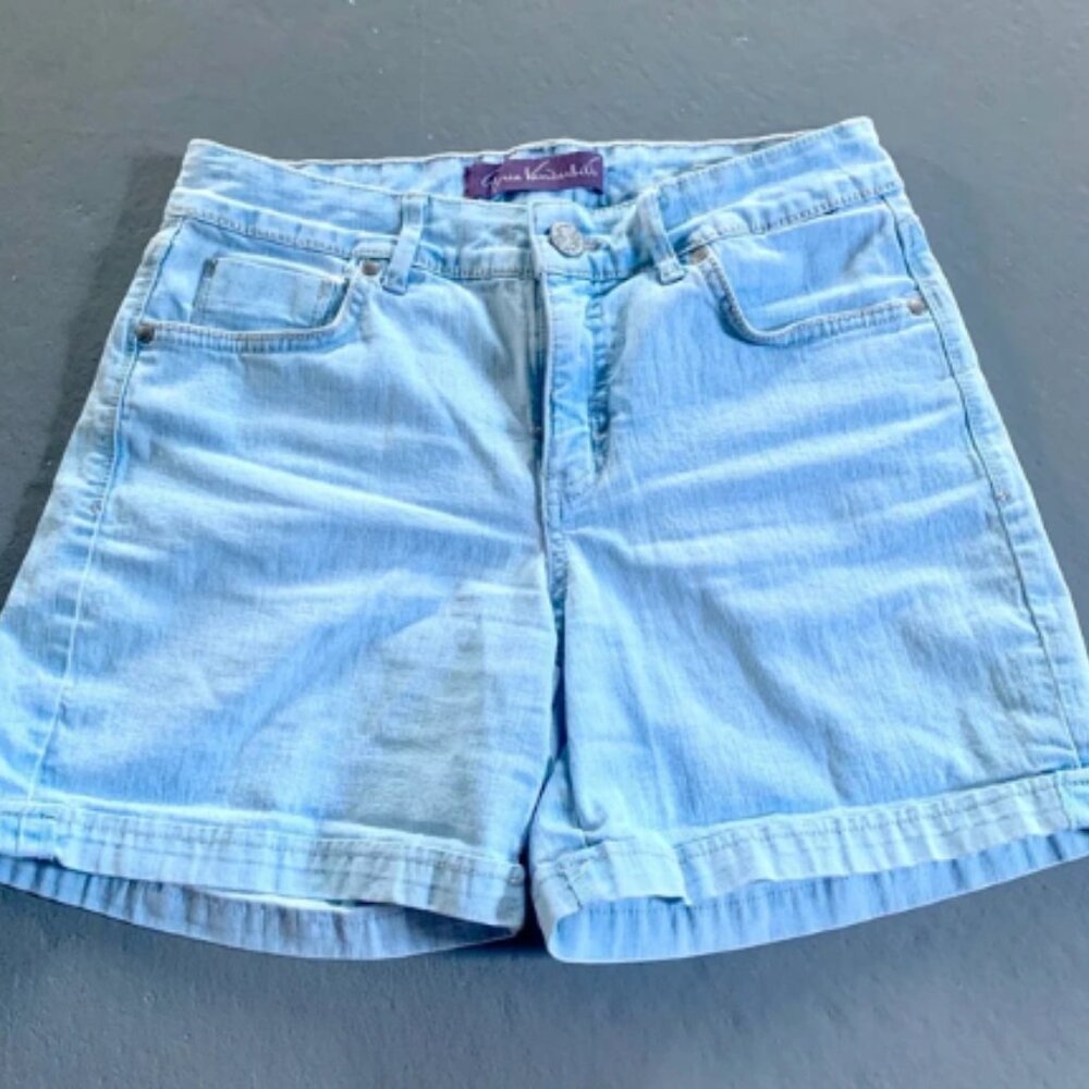 Gloria Vanderbilt Mid Rise Light Wash Denim Shorts 6